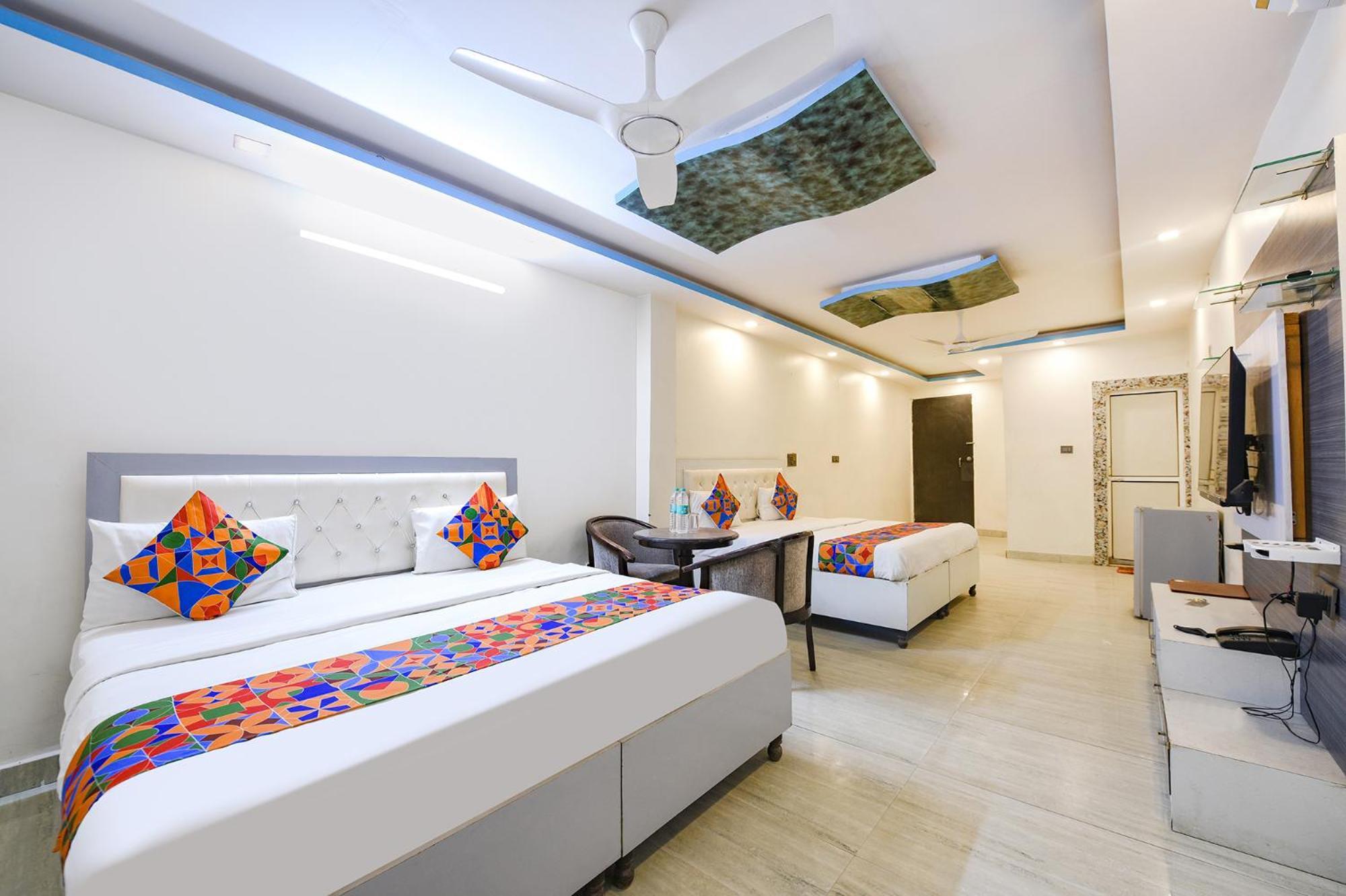 Fabhotel Capital Inn Ghaziabad Esterno foto