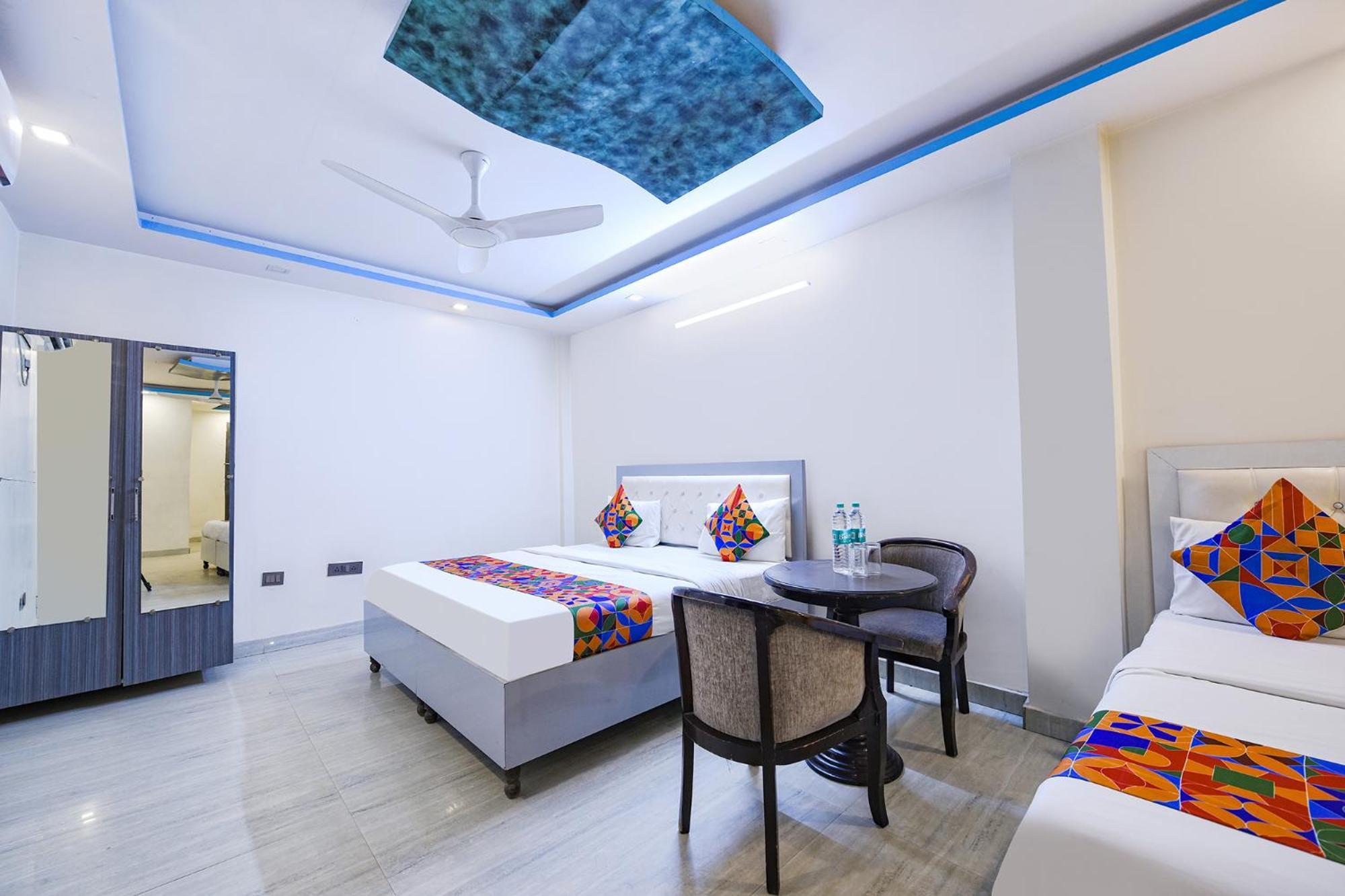 Fabhotel Capital Inn Ghaziabad Esterno foto