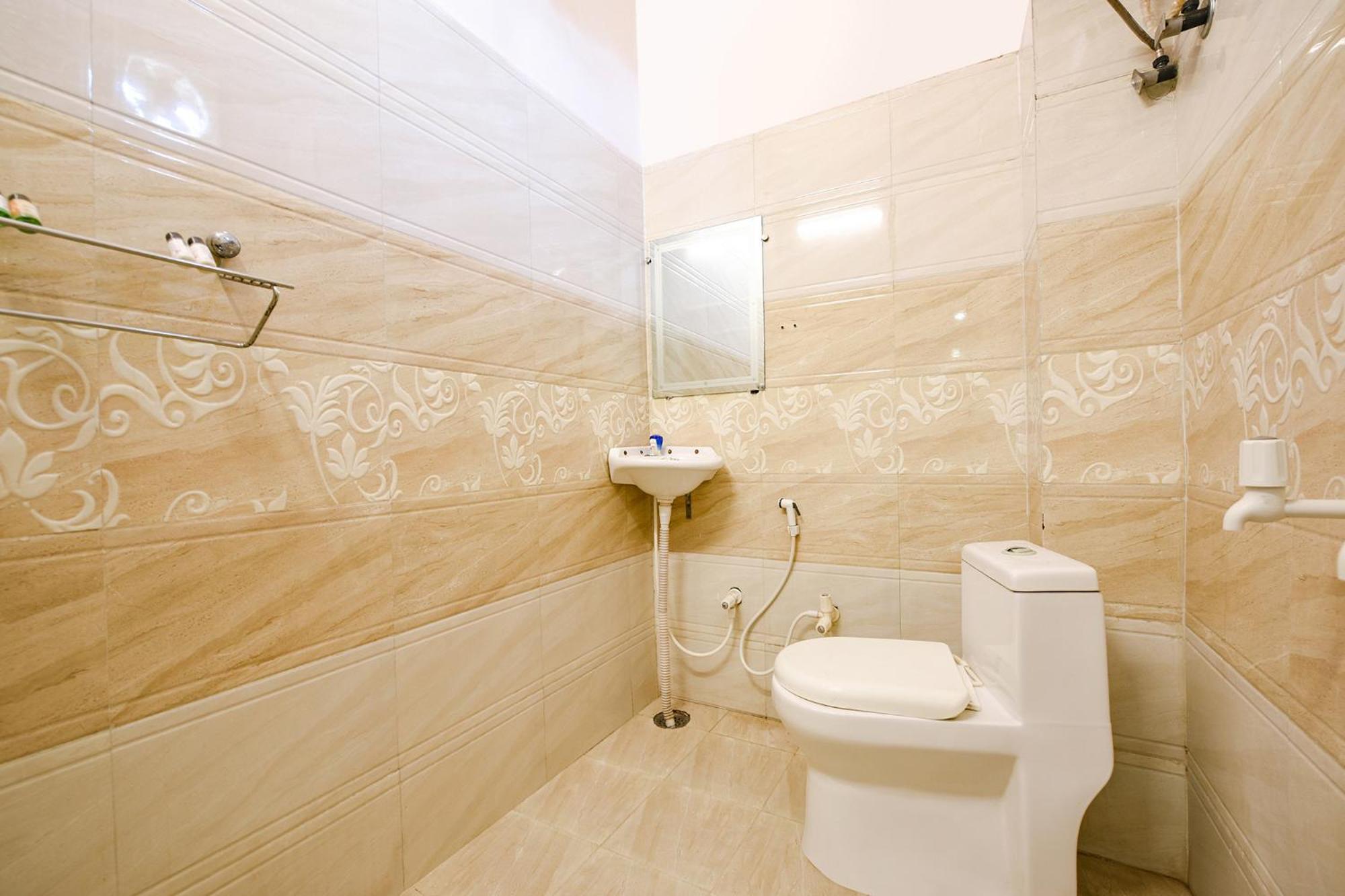 Fabhotel Capital Inn Ghaziabad Esterno foto