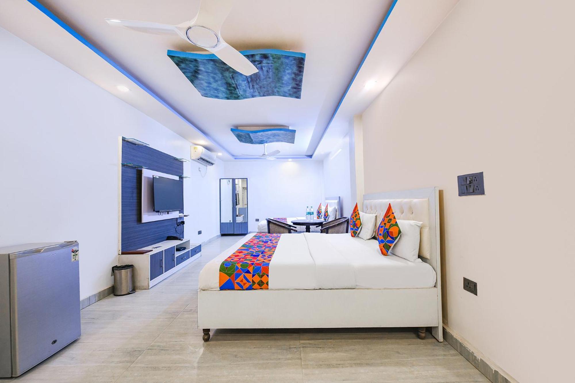 Fabhotel Capital Inn Ghaziabad Esterno foto